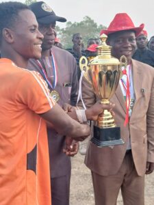 Award to AFSA during the Gwagwalada FCT Final.